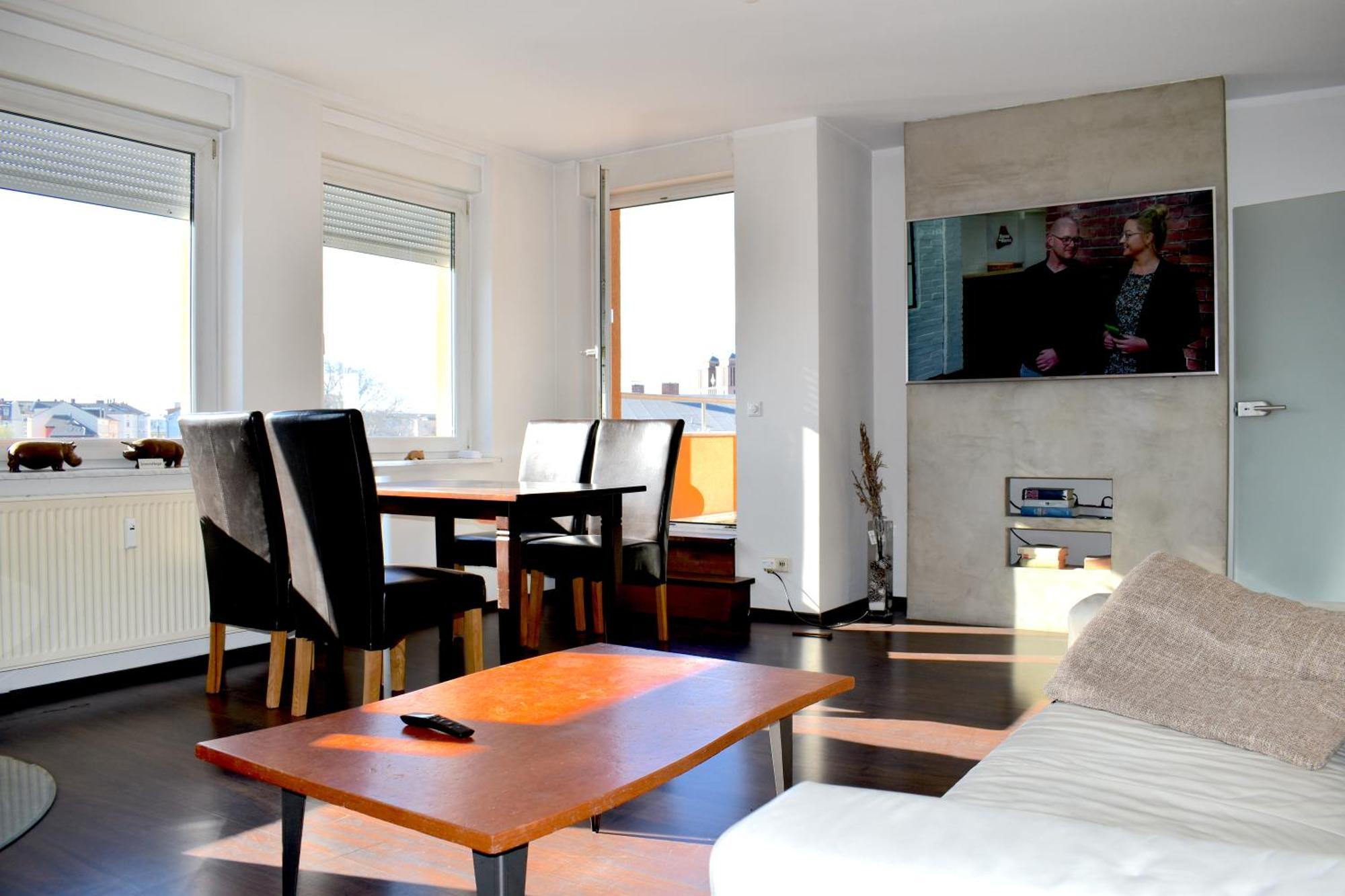 City-Dach-Apartment Mit Loggia - Balkon - Kamin 科特布斯 外观 照片